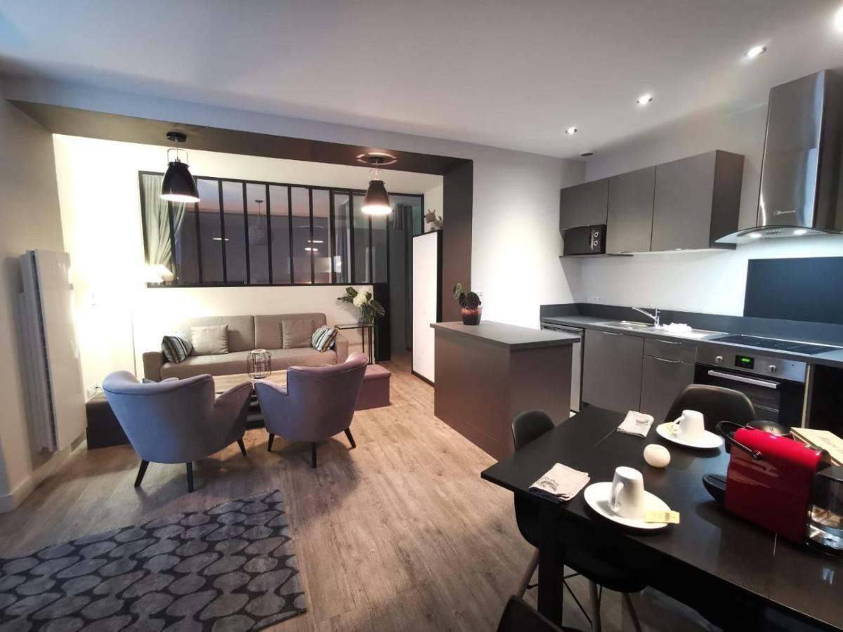Apartamento Au Saint Martin Cholet Exterior foto